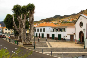 Гостиница Casas do Largo Dos Milagres  Машику